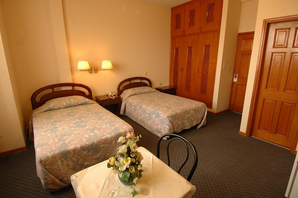 Hotel Lido Santa Cruz de La Sierra Buitenkant foto
