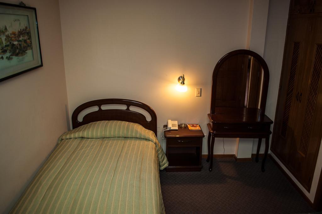 Hotel Lido Santa Cruz de La Sierra Buitenkant foto